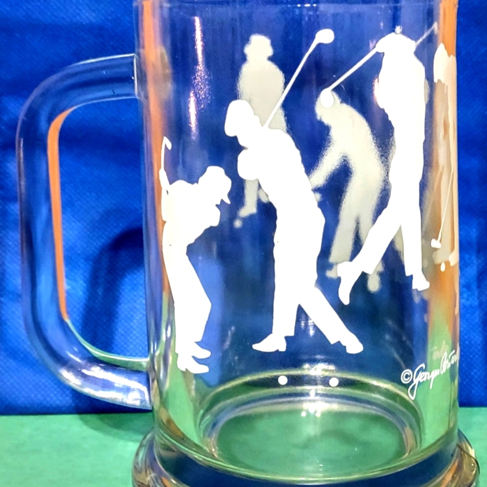 Itched Golfer in Motion Mug